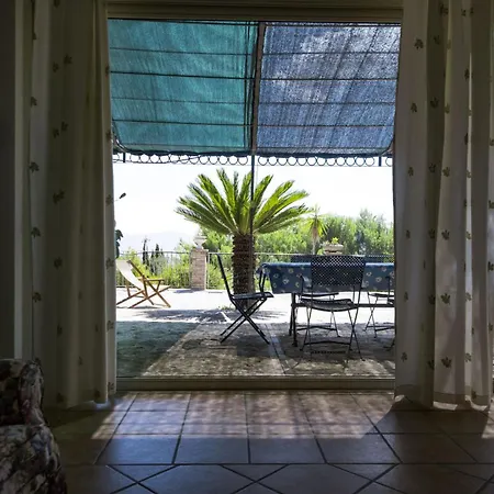 Casa Dei Carrubbi By Domusicily Agrigento