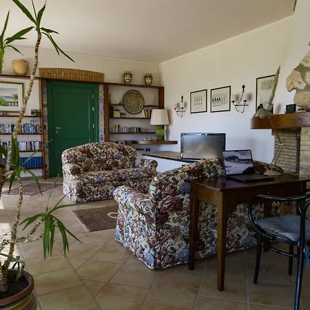 Casa Dei Carrubbi By Domusicily Agrigento